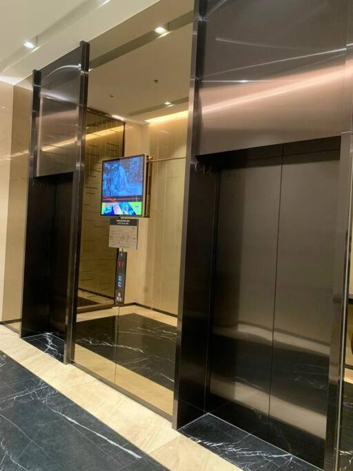 Metropole D2 2br Pool Gym Deluxe * Cidade de Ho Chi Minh