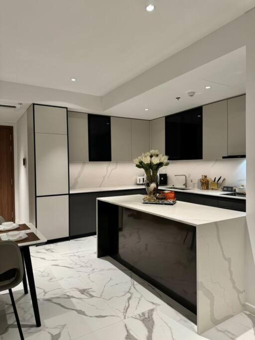 Apartamento Metropole D2 2br Pool Gym Deluxe Cidade de Ho Chi Minh