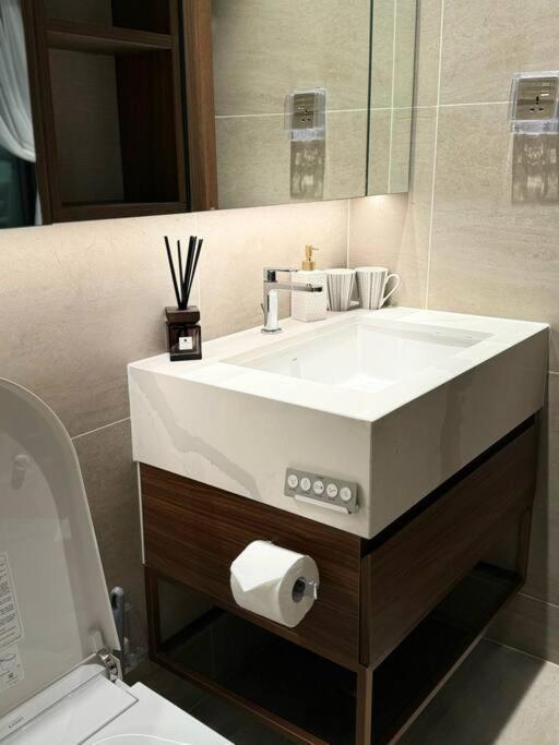 Apartamento Metropole D2 2br Pool Gym Deluxe *